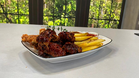 Este martes 15 de julio del 2025, el chef Felipe Campana preparó unas deliciosas Alitas BBQ, además enseño unos trucos para cortarlas.