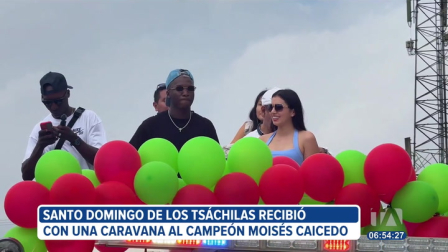 Moisés Caicedo retornó a su natal Santo Domingo y fue recibido con bombos y platillos en una caravana multitudinaria con cientos de fanáticos.
Un reportaje de Karen Caguano