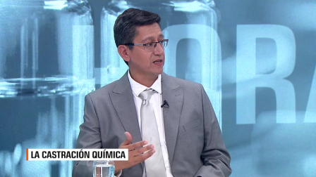 Un análisis con Héctor Yépez, procurador, director Escuela de Gobierno; Dominique Dávila, abogada en derecho penal y constitucional; Xavier Coronel, presidente de la Sociedad de Urología de Ecuador; y Larissa Svistoonoff, psicóloga en salud mental, familiar y adolescencia.
Con Andrés Carrión