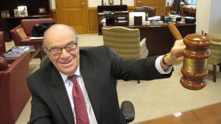 Frederic Block, uno de los jueces federales más longevos de Estados Unidos