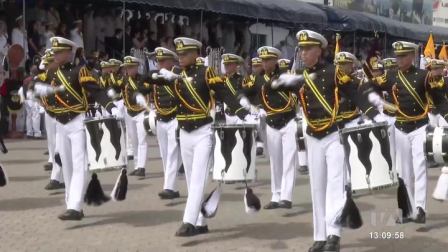 La Armada del Ecuador conmemoró 84 años de la batalla de Jambelí y su día nacional con un acto solemne y la tradicional parada militar.

Un reportaje de Paula Kunh