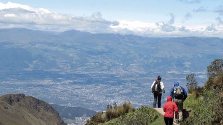 Ecuador es un país perfecto para disfrutar del andinismo y senderismo.