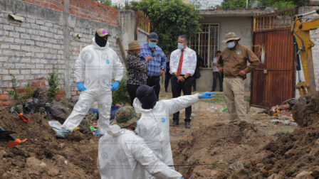 Personal de Fiscalía halló una fosa clandestina en una intervención a un inmueble privado.