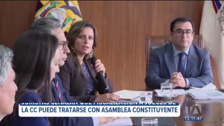 Juristas sostienen que la pregunta planteada por el presidente Daniel Noboa sobre el juicio político a jueces de la Corte Constitucional solo puede tratarse a través de una asamblea constituyente. 

Un reportaje de Belén Merizalde