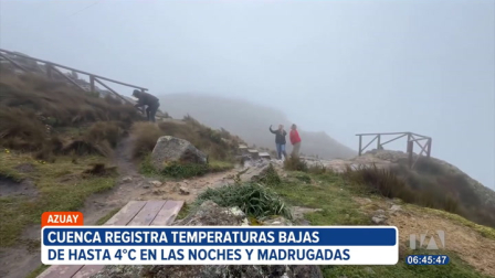 Cuenca soporta un frío extremo estos días. En las noches y madrugadas la temperatura baja hasta los 4 grados centígrados, mientras que en el Parque Nacional Cajas se ha llegado a registrar temperaturas bajo cero.

Un reportaje de Iván Rodríguez
