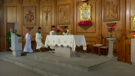 Misa del domingo con el padre Allan Mendoza desde la Capilla La Dolorosa del colegio San Gabriel de Quito.
