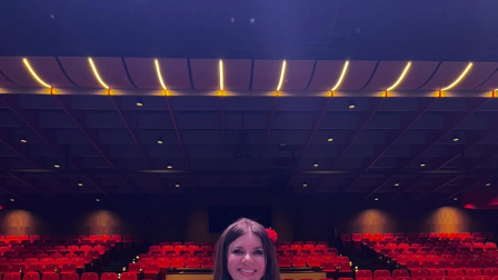 Cristina Rodas cuenta su pasión por el teatro en esTAmañana. Está orgullosa por la gran cantidad de nuevos escritores y obras que se producen en el país.