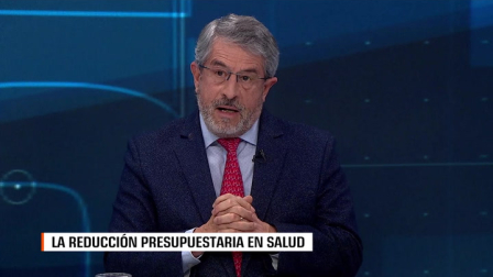Un análisis con Ruth Lucio, economista de la salud y gestión de medicamentos; José Ruales, decano de la Facultad de Salud de la UISEK; Marcelo Aguilar, médico y especialista en epidemiología y Ximena Garzón, decana de la Escuela de Salud Pública de la USFQ.
Con Andrés Carrión