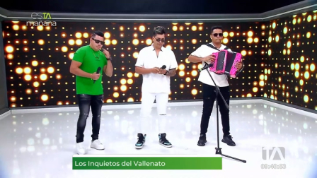 Los Inquietos del Vallenato cantaron sus temas más reconocidos en el set de esTAmañana.