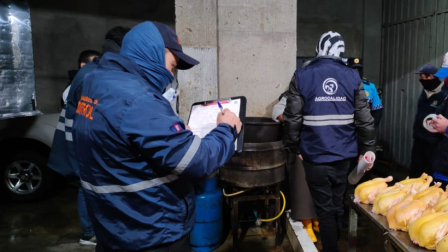 La Agencia Metropolitana de Control clausuró local clandestino en Chillogallo, en el sur de Quito.