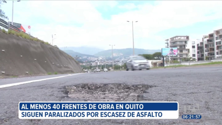 Cuarenta frentes de trabajo están paralizados por la falta de asfalto. Aunque la Refinería de Esmeraldas fue declarada en emergencia y recientemente retomó la distribución, el Municipio de Quito advierte que el suministro sigue siendo insuficiente.

Un reportaje de Brigette Mancheno
