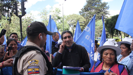 Yaku Pérez, acude a la  Fiscalía General para interponer una demanda penal en contra de Daniel Noboa y Lavinia Valbonesi  por tráfico de influencias y cohecho.
