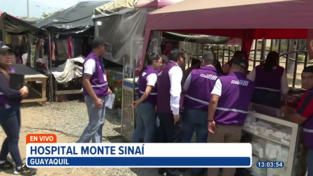 Cientos de medicamentos adulterados, de venta prohibida y uso exclusivo del sistema de salud pública, fueron decomisados en kioscos ubicados en los alrededores de un hospital en Guayaquil.
Un reportaje de Ricardo Alcívar