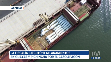 La Fiscalía allanó 11 inmuebles en Pichincha y Guayas como parte de las diligencias por el caso Apagón, en el que se investiga un presunto peculado en la firma de contratos para la generación de energía.

Un reportaje de Carlos Sacoto