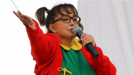 La actriz María Antonieta de las Nieves sufrió fuerte caída en teatro de México