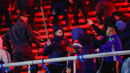 Los incidentes en el partido entre Independiente de Avellaneda y U. de Chile en la Copa