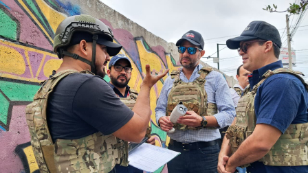 ECU 911 y Fuerzas Armadas retiran cámaras de videovigilancia ilegales en Machala