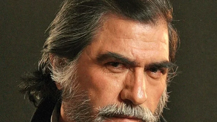 El poeta ambateño Iván Oñate falleció este miércoles 10 de septiembre.