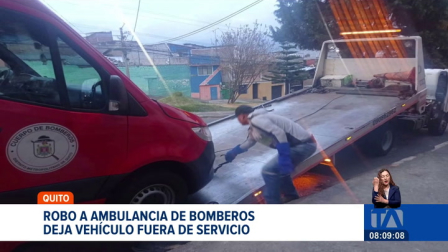 Una ambulancia del Cuerpo de Bomberos quedó fuera de servicio tras el robo de la computadora central mientras atendía una emergencia en el sector de Chiriyacu, en el sur de Quito. Vecinos del sector expresaron su indignación y señalaron que los robos en la zona son frecuentes.

Un reportaje de Gustavo Jaramillo