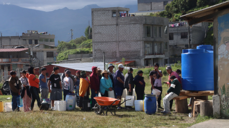 Desabastecimiento de agua en el sector del Divino Niño de la Ecuatoriana, sur de Quito, en julio del 2025.