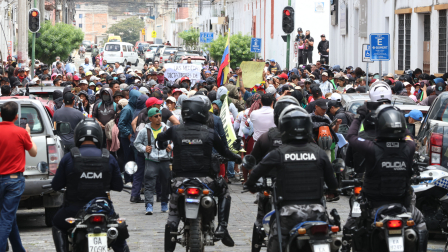 Ibarra, jueves 25 de septiembre de 2025 los campesinos de las comunidades del pueblo Kichwa Karanki se movilizaron hacia el centro de la ciudad, para expresar su rechazo al decreto ejecutivo 126.