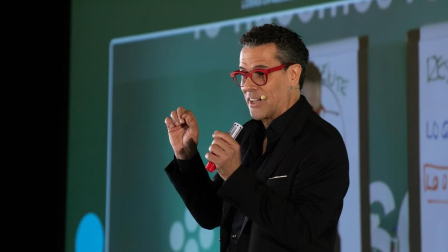 Marco Antonio Regil habló de crecimiento personal en esTAmañana