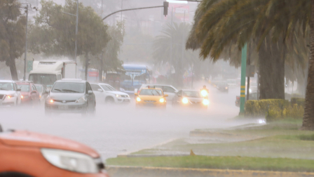 Fuerte lluvia en el sector de la Av Naciones Unidas y 6 de Diciembre, estadio Olímpico Atahualpa. API / HAMILTON LÓPEZ