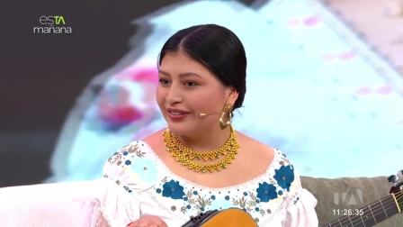 La talentosa artista ecuatoriana comparte su música con la audiencia, mostrando todo su talento en su primer sencillo. Una visita llena de creatividad y puro orgullo nacional.