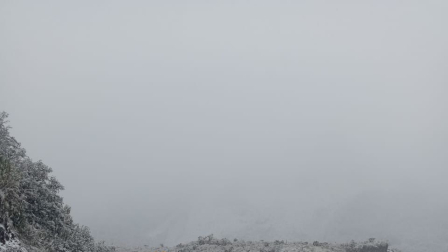 Papallacta se cubre de nieve este viernes 3 de octubre del 2025.