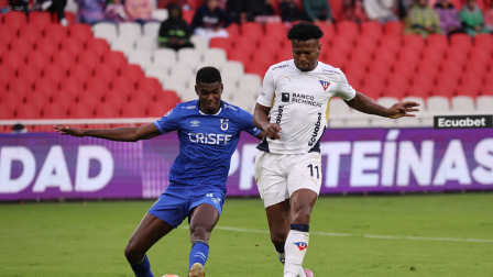 Universidad Católica (azul) ganó sus dos partidos del Campeonato en la temporada regular. ¿Podrá imponerse en el hexagonal a Liga de Quito?