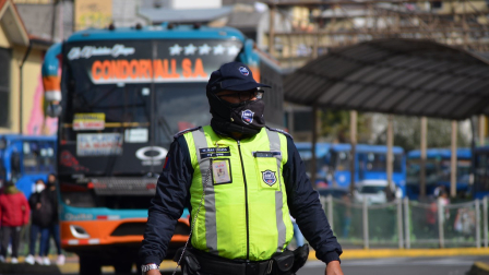 La medida Pico y Placa rige en dos horarios en Quito.