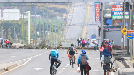 Las vías de Imbabura son las más afectadas por el paro que protagoniza el movimiento indígena.