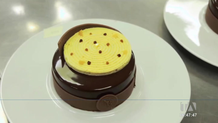 Un ecuatoriano también se destacó en el ámbito gastronómico internacional, Steven Gaviño, maestro chocolatero de 26 años, fue reconocido como creador de la segunda mejor tarta del mundo en el Premio Internacional de Alta Pastelería Paco Torreblanca.

Un reportaje de Mishell Villacís