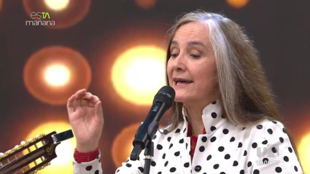 La cantante Margarita Laso estuvo en el set de esTAmañana, compartiéndonos  su música y carisma.