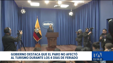 La portavoz de Carondelet, Carolina Jaramillo, afirmó que, pese al paro nacional, la economía muestra signos de recuperación. Destacó que el feriado generó 50 millones de dólares en ganancias, un 47 % más que en 2024.

Un reportaje de Belén Merizalde
