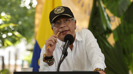 Gustavo Petro, presidente colombiano acusa censura en sus discusos en las cadenas nacionales.
