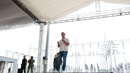 Daniel Noboa estuvo presente en la entrega de una obra en Santa Rosa.