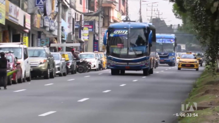 La Secretaría de Movilidad plantea reformas a la ordenanza que regula el transporte público en Quito. Representantes del sector aseguran que no se ha realizado una socialización de los cambios.

Un reportaje de Stephany Paz