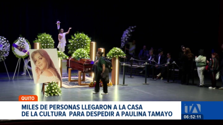 Miles de personas acudieron este martes 21 de octubre al Teatro de la Casa de la Cultura para despedir a Paulina Tamayo. Su sepelio se realizará este miércoles en la Basílica del Voto Nacional.

Un reportaje de Ismenia Solórzano