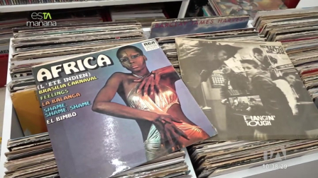 Esta mañana Mario Rea nos muestra su amplia colección de vinilos y reproductores, ideales para disfrutar de todo tipo de música con calidad y pasión.