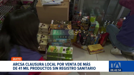 La Agencia Nacional de Regulación, Control y Vigilancia Sanitaria clausuró un establecimiento que comercializaba productos sin registro sanitario. Además, los dueños del negocio afrontarán una sanción económica que podría llegar hasta los diez salarios básicos unificados.

Un reportaje de Nathalie Jiménez