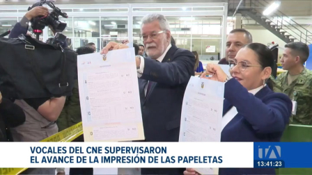 El Consejo Nacional Electoral registra un 44% de avance en la impresión de papeletas y documentos electorales para el referéndum y consulta popular del próximo 16 de noviembre.
El traslado de los paquetes electorales al exterior iniciará el 31 de octubre.

Un reportaje de María Fernanda Utreras