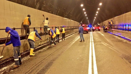 Obras Quito realiza trabajos de mantenimiento períodicos en los túneles de San Juan, San Roque y San Diego.