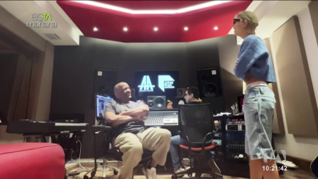 El productor ecuatoriano Santiago Borja nos cuenta todo su proceso para llegar a codearse con grandes artistas globales y competir por este importante galardón.