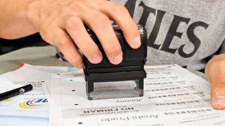 Avance de impresión de papeletas y material electoral en Ecuador