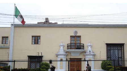 Perú negó que exista la posibilidad de ingresar por la fuerza a la Embajada mexicana en su país.