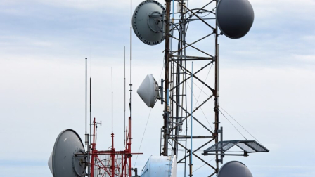 Las operadoras telefónicas se comprometieron en instalar tecnología 5G.