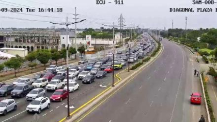 Una fiesta masiva por Halloween colapsó el tránsito en Samborondón.