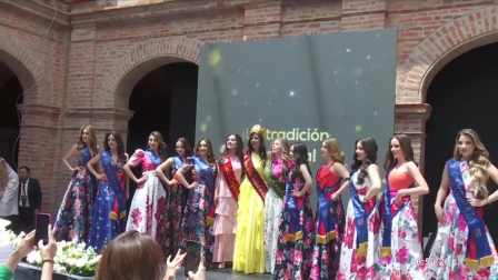 El próximo 27 de noviembre se elegirá a la nueva Reina de San Francisco de Quito. Este jueves 6 de noviembre fueron presentadas oficialmente las diez candidatas que participarán en el certamen.

Un reportaje de Brigette Mancheno