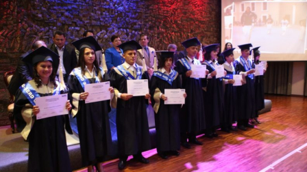 El Bachillerato virtual acelerado permite que decenas de personas puedan culminar sus estudios.